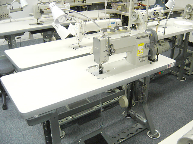 LEATHER, UPHOLSTERY & HEAVY DUTY: THOR GC-0617D Compound Feed Walking Foot  Sewing Machine for Leather and Upholstery