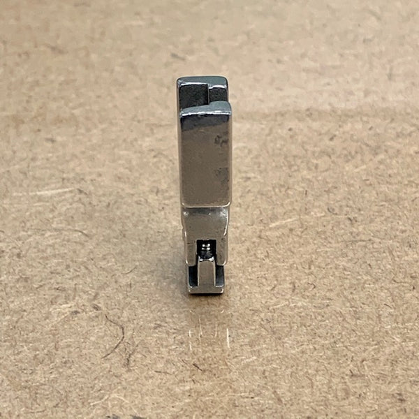 P36N Right Zipper Presser Foot for Juki DDL-8700, 8100e, 5550N, 8300, 8500 - 12435HN
