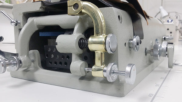 CONSEW DCS-S4 Leather Skiving Machine
