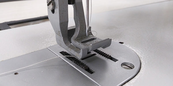 THOR GT2153L-18 Zigzag 18 Inch Long Arm Walking Foot Sewing Machine