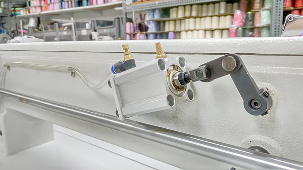 THOR GT2153L-30 Zigzag 30 Inch Long Arm Walking Foot Sewing Machine