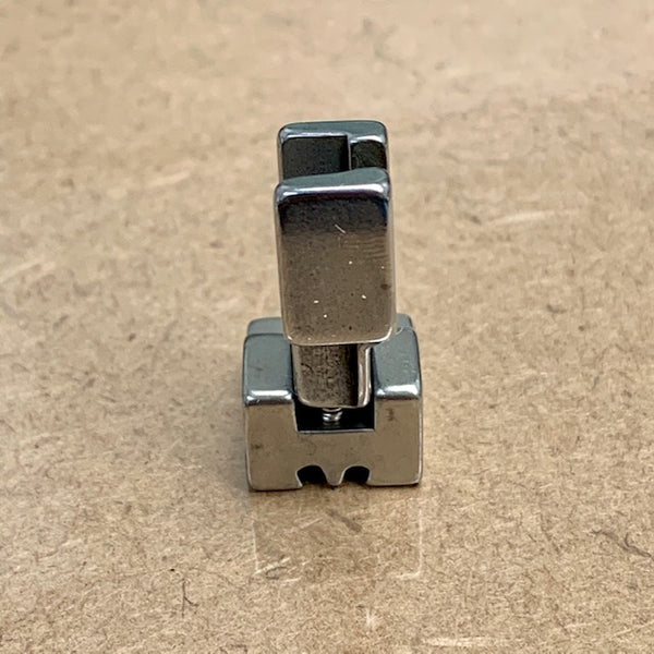 S518 Invisible Zipper Presser Foot for Juki DDL-8700, 8100e, 5550N, 8300, 8500