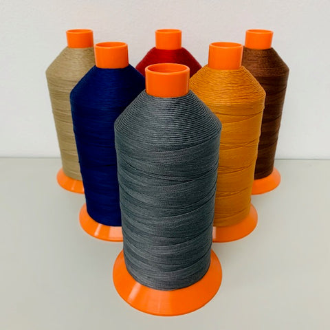 Amann Bonded Polyester Thread T-210 / V-207