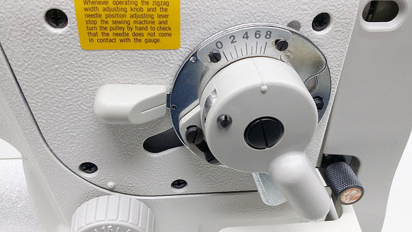 Juki LZ-2280A Zigzag and Straight Stitch Sewing Machine